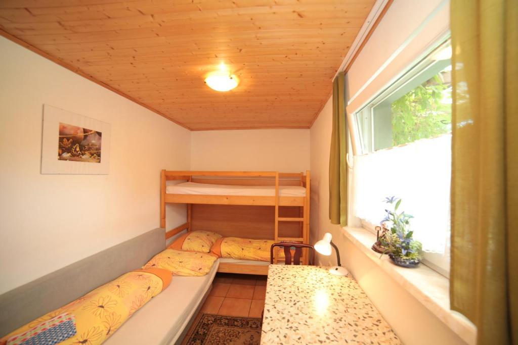 Pension U Kastanu Карлови Вари Стая снимка